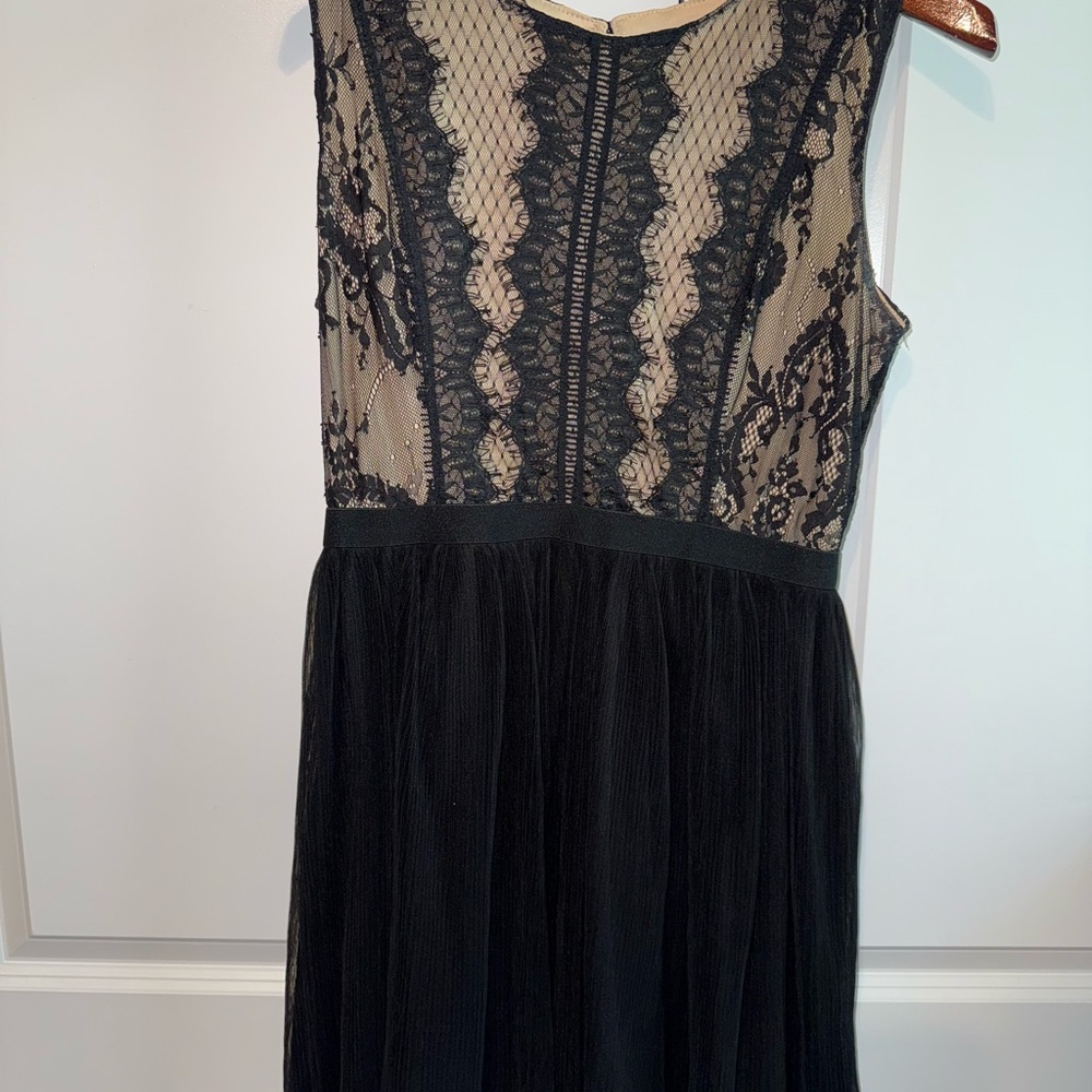 Elegant Black Lace Dress